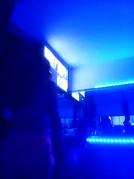 bbferlinaa online show from 02/09/26, 06:39