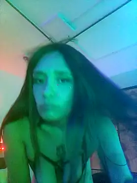 bbferlinaa online show from 02/18/26, 06:04