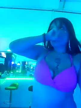 bbferlinaa online show from 02/13/26, 05:57