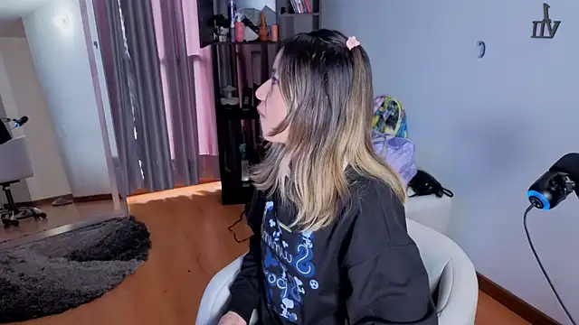sexfire lalita online show from 04/23/26, 03:24