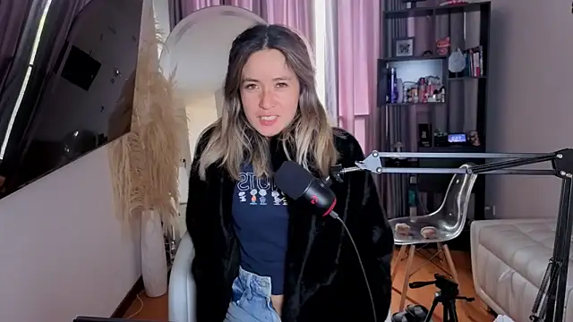 Snapshot of sexfire_lalita chatting on 02/05/26, 06:59 sexfire lalita online show from 02/05/26, 06:59