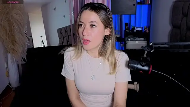 Snapshot of sexfire_lalita chatting on 02/13/26, 04:51 sexfire lalita online show from 02/13/26, 04:51