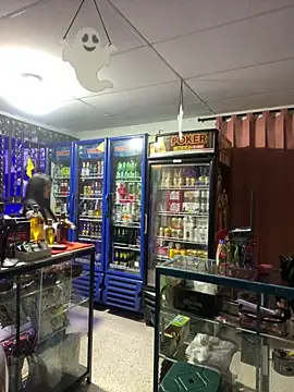 Hot beauty   online show from 10/23/25, 04:11