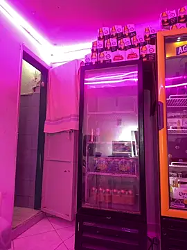 Hot beauty   online show from 02/23/26, 02:13