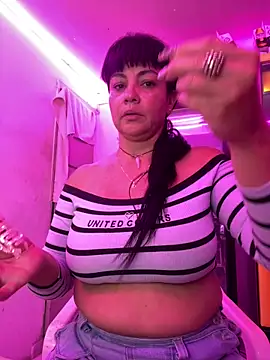 Hot beauty   online show from 03/13/26, 05:01