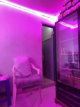 Hot beauty   online show from 02/26/26, 03:28