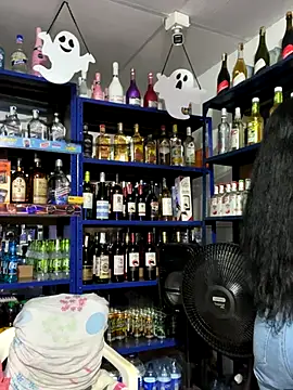 Hot beauty   online show from 11/02/25, 12:59