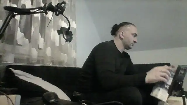 NewyorkDimi online show from 11/16/25, 03:55