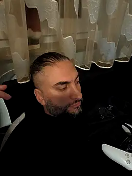 NewyorkDimi online show from 12/18/25, 02:27