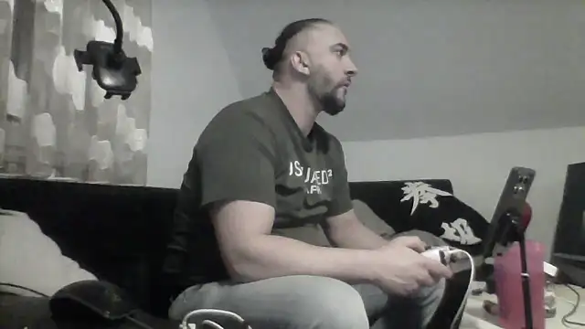 NewyorkDimi online show from 12/22/25, 01:17