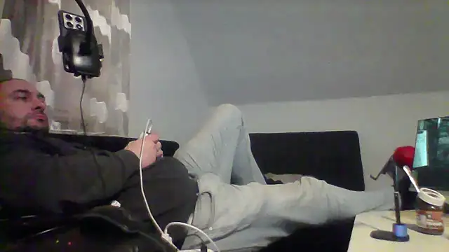 NewyorkDimi online show from 12/01/25, 01:06