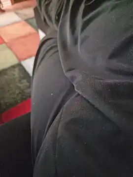 Warumnicht1980 online show from 11/08/25, 05:22