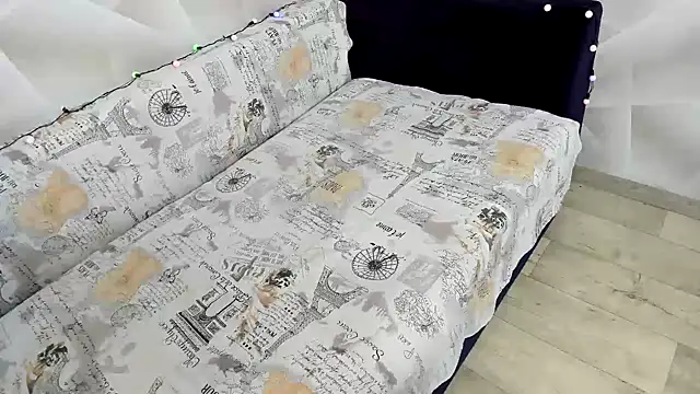 Sweet Lanaaaaa online show from 12/19/25, 06:10