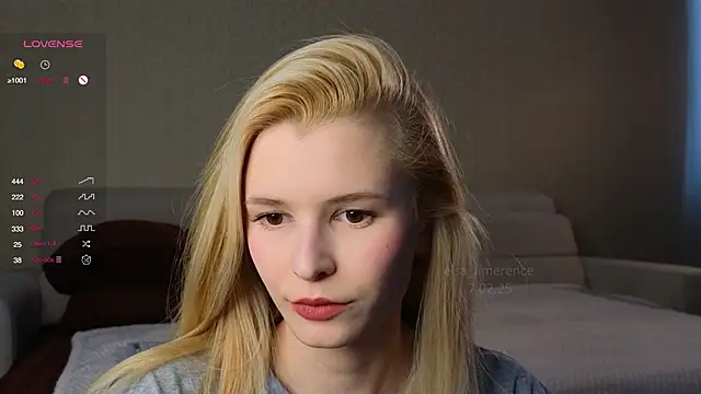 Snapshot of elsa_limerence chatting on 02/07/25, 08:55 elsa limerence online show from 02/07/25, 08:55