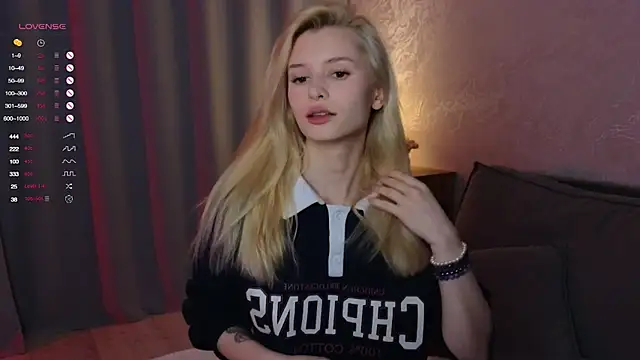 elsa limerence online show from 11/27/25, 10:37