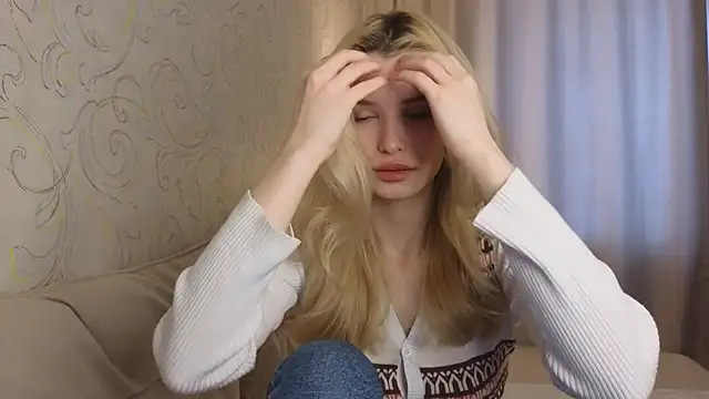 Snapshot of elsa_limerence chatting on 02/26/26, 05:07 elsa limerence online show from 02/26/26, 05:07