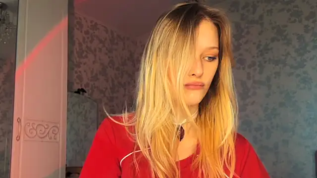 Evvie Summn1 online show from 11/30/25, 10:05