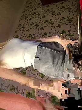 Evvie Summn1 online show from 04/04/26, 12:12