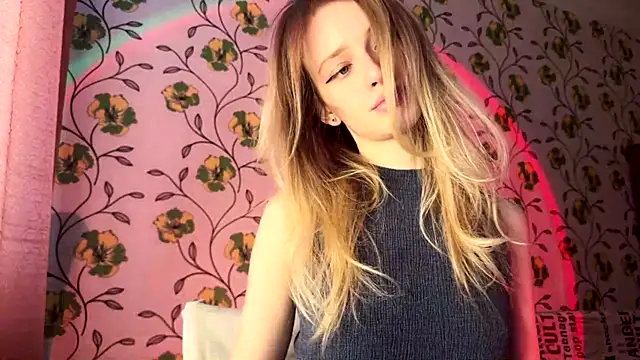 Evvie Summn1 online show from 02/21/26, 11:12