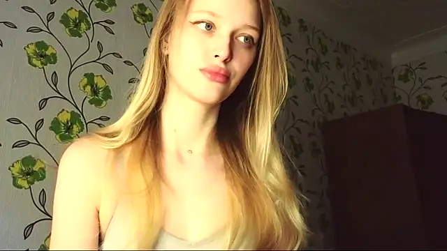 Evvie Summn1 online show from 05/24/26, 07:30