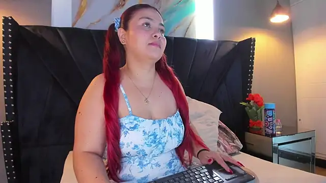 MAHIASMITH13 online show from 01/15/26, 01:25