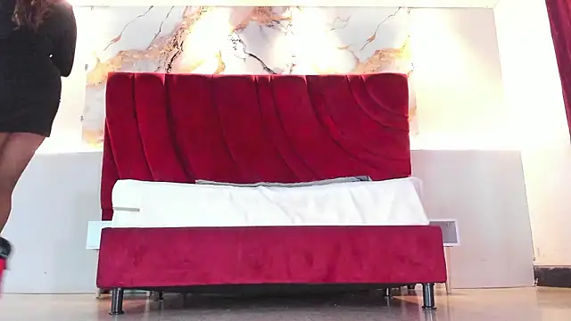 MAISE HILL1 online show from 02/03/26, 01:16