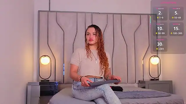 MAISE HILL1 online show from 03/14/26, 04:07