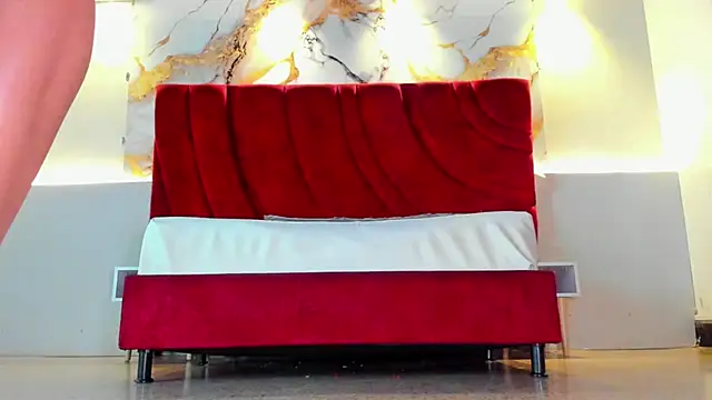 MAISE HILL1 online show from 01/16/26, 01:26