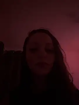 Chiara0102 online show from 04/27/26, 09:35