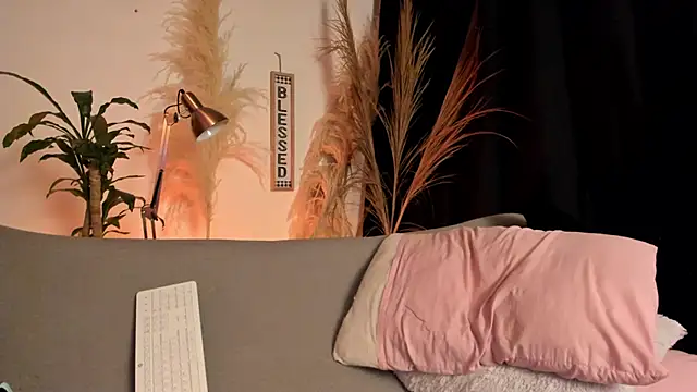 Serenity Day online show from 03/02/26, 02:01