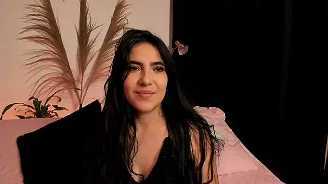 Snapshot of Serenity_Day chatting on 10/22/25, 02:44 Serenity Day online show from 10/22/25, 02:44