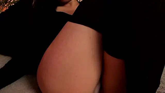 Snapshot of Serenity_Day chatting on 12/28/24, 01:39 Serenity Day online show from 12/28/24, 01:39