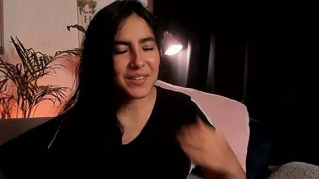 Snapshot of Serenity_Day chatting on 02/04/25, 02:49 Serenity Day online show from 02/04/25, 02:49