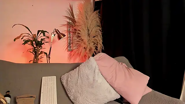 Serenity Day online show from 02/19/26, 01:57