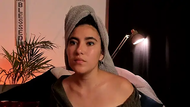 Snapshot of Serenity_Day chatting on 01/16/25, 03:02 Serenity Day online show from 01/16/25, 03:02