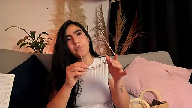 Serenity Day online show from 03/06/26, 02:50