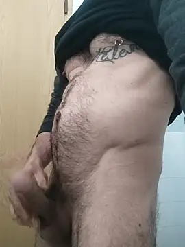 Snapshot of jonyfree1978 chatting on 02/11/25, 10:18 jonyfree1978 online show from 02/11/25, 10:18