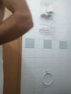 Snapshot of jonyfree1978 chatting on 02/14/25, 11:31 jonyfree1978 online show from 02/14/25, 11:31