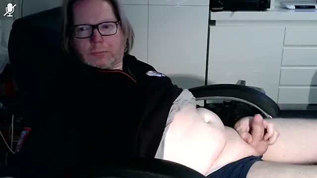 VSteph online show from 11/19/25, 10:54