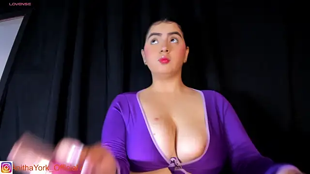 AnithaaYork online show from 02/28/26, 12:16