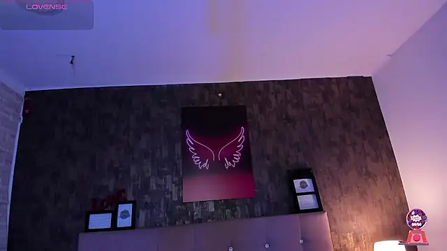 Snapshot of alice__tylor chatting on 01/17/26, 11:36 alice tylor online show from 01/17/26, 11:36