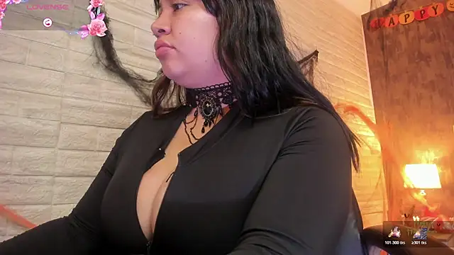 Snapshot of alice__tylor chatting on 11/05/25, 11:46 alice tylor online show from 11/05/25, 11:46