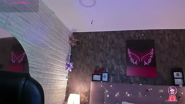 Snapshot of alice__tylor chatting on 01/11/26, 11:50 alice tylor online show from 01/11/26, 11:50