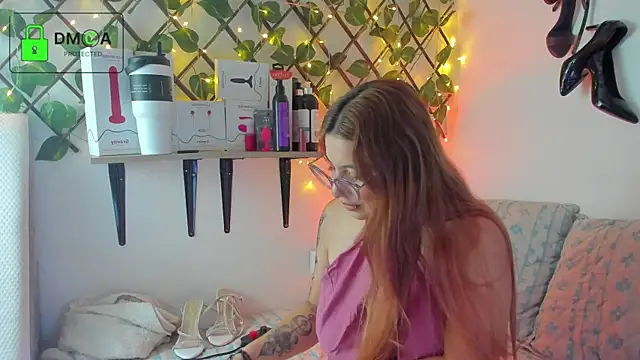 kathryn07 online show from 11/12/25, 01:26