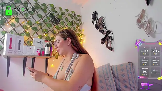 kathryn07 online show from 11/14/25, 11:14