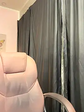 Snapshot of liss_black chatting on 09/11/25, 03:17 liss black online show from 09/11/25, 03:17