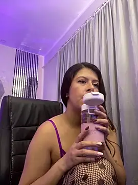 liss black online show from 03/30/26, 03:52