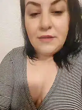 Snapshot of Tamara1955 chatting on 02/05/25, 11:50 Tamara1955 online show from 02/05/25, 11:50