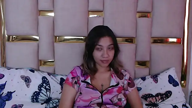 nina carther online show from 11/12/25, 11:14