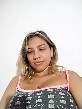 Snapshot of nina_carther chatting on 03/02/25, 12:36 nina carther online show from 03/02/25, 12:36